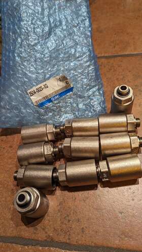Smc 2504-002s-xg 11 Silencers 2500m New