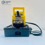 Enerpac PUJ1401B Electric Hydraulic Pump 4-WAY Valve 10,000PSI 700BAR 115V. Fixed Price $1299.00.