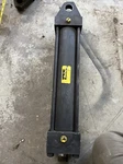 Parker Cylinder Series Model No. 04.00 BB2HLTS14A 16.000 3000PSI. Fixed Price $224.72.